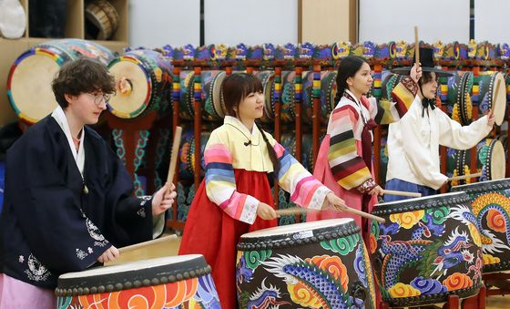 신명나는 사물놀이