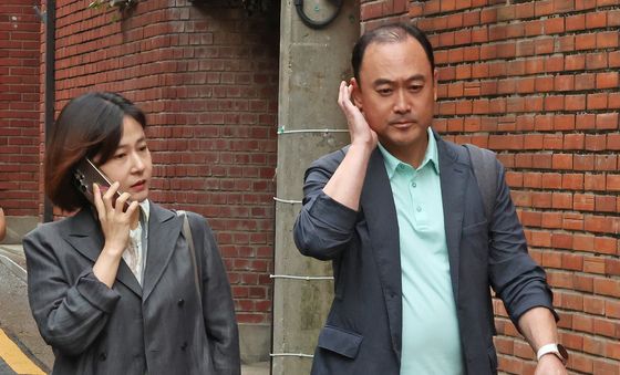 건진법사 법당 향하는 특검팀