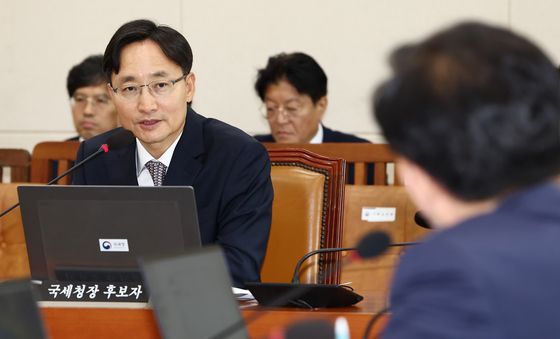 질의 답변하는 임광현 국세청장 후보자