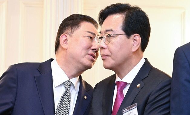 대화하는 여야 원내대표