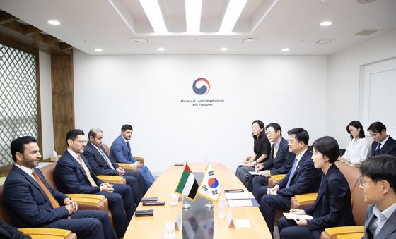 국토부 차관, 아부다비 자치행정교통부 의장 면담