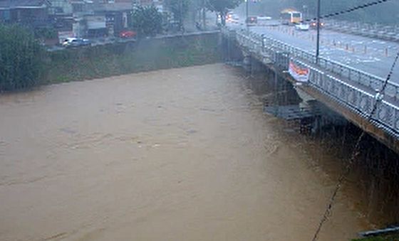 홍수주의보 '풍영정천2교'