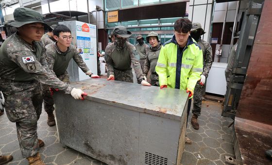 육군 32사단 당진시장 수해복구