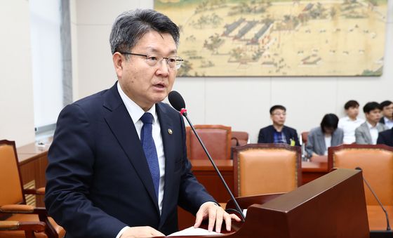 교욱위 출석한 오석환 차관