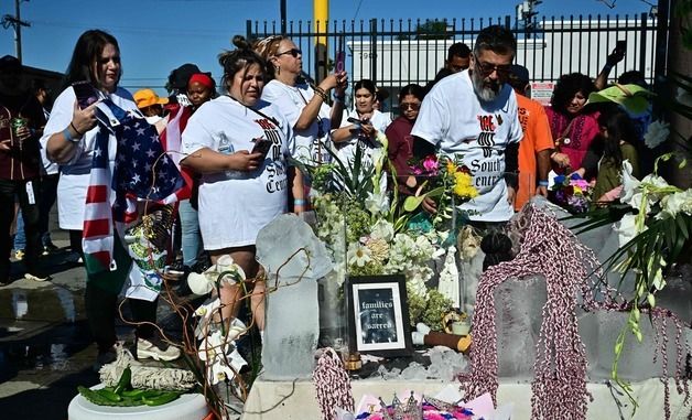 [포토]LA 반트럼프 시위대 이민단속국 병가 신청 연대 촉구