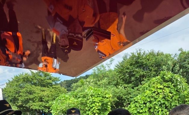 '당 대표 출마 선언' 김문수 전 장관, 가평 수해 현장 점검