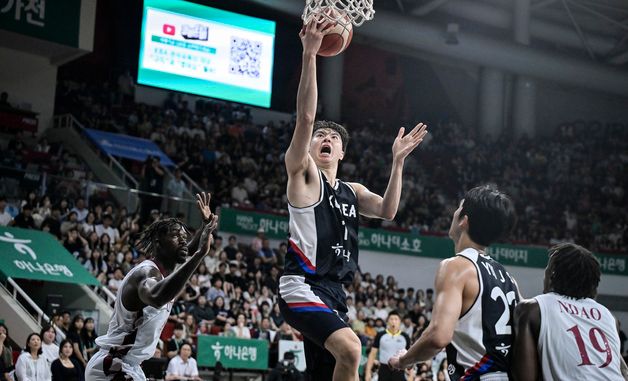 이현중, 깔끔한 레이업 슛