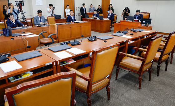 환노위, 김영훈 고용장관 후보자 청문안 與 주도 채택