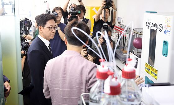 바이오벤처 기업 찾은 배경훈 장관