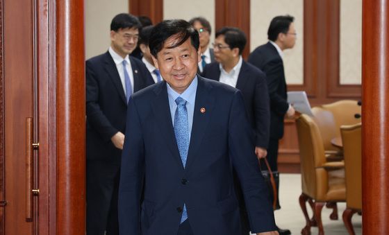 대외경제장관회의 마친 구윤철 부총리