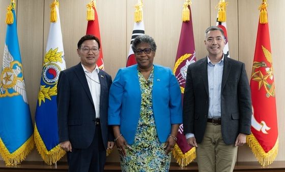 제57차 한미 군수협력위원회 회의 기념 촬영