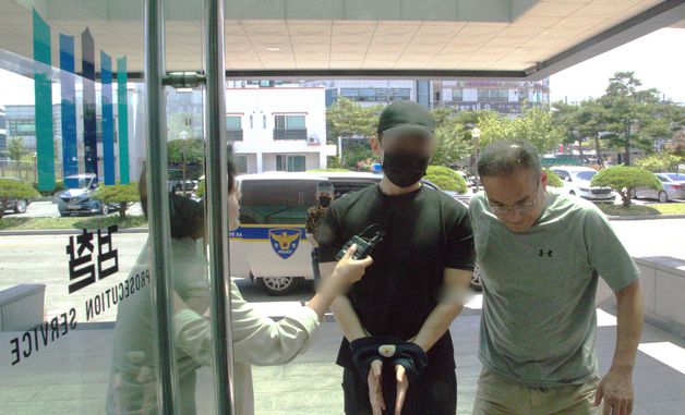 안동 시험지 유출 학부모, 행정실장 검찰 송치