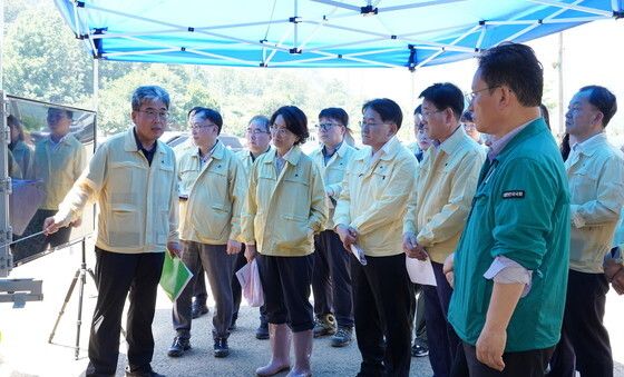 임상섭 산림청장, 산청군 산불 및 산사태 피해지 현장점검