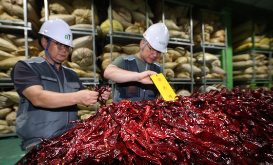 폭우 뒤 폭염…장바구니 물가 비상