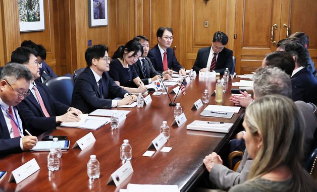 김정관 산업부 장관, 백악관 국가에너지위원장 면담