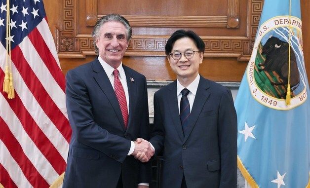 김정관 산업부 장관, 백악관 국가에너지위원장 면담