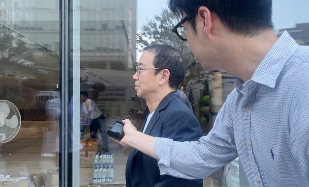 김건희 특검 출석하는 송병준 의장