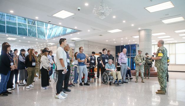유엔군 참전의 날 앞두고 판문점 찾은 참전용사와 유가족