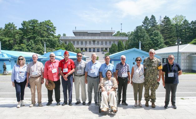 유엔군 참전의 날 맞아 판문점 찾은 유엔참전용사