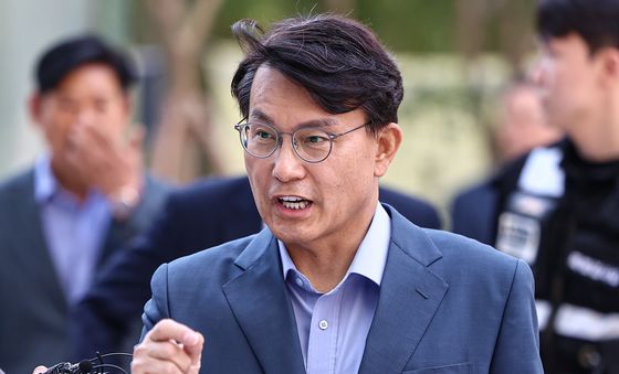 '공천개입 의혹' 윤상현 의원, 김건희 특검 출석