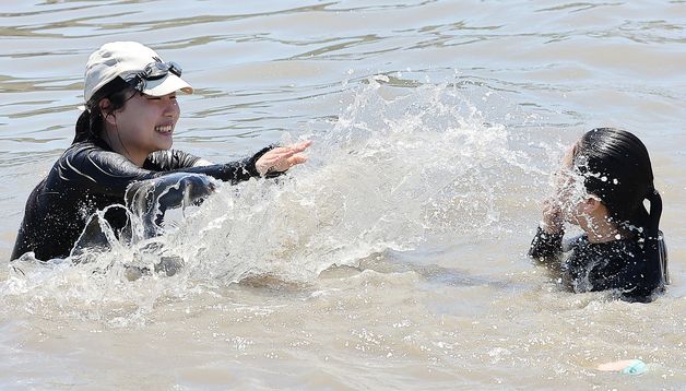 물에 흠뻑 젖어도 좋아!