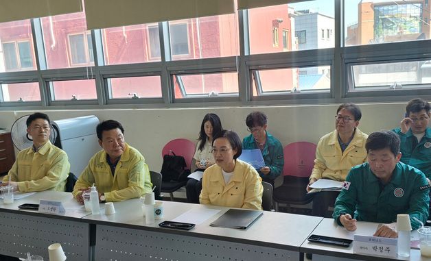 수해복구 현황 및 폭염상황 대비 점검하는 한성숙 장관