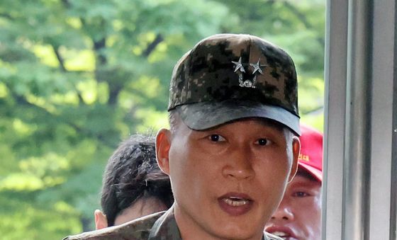 해병 특검 출석하는 박진희 전 군사보좌관