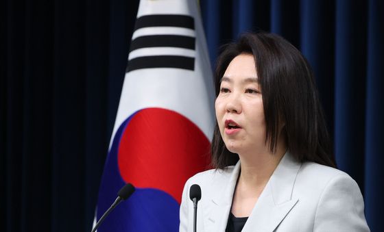 강유정 대변인, 임명장 수여식 및 비수보 브리핑