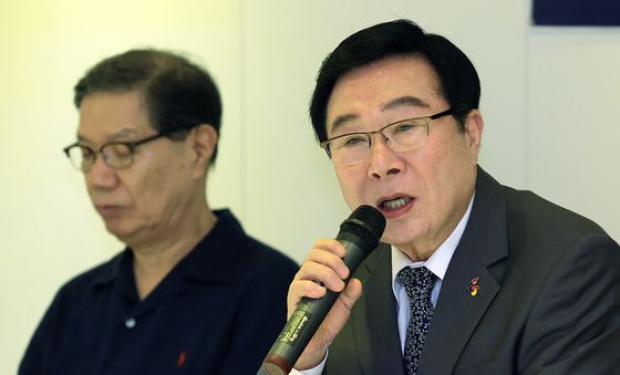 연대 발언하는 김삼열 독립유공자유족회 회장