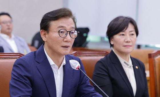 인사말하는 전재수 장관