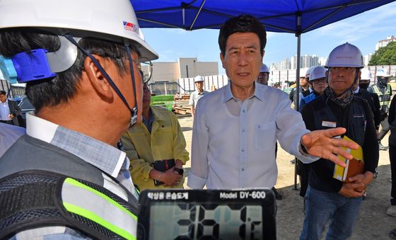 이강덕 포항시장 "근로자 건강이 우선입니다"
