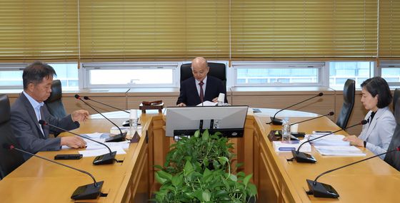 제15차 상임위원회 갖는 국가인권위원회