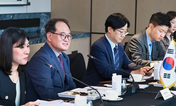 인사말하는 김종철 산업통상자원부 통상협력국장