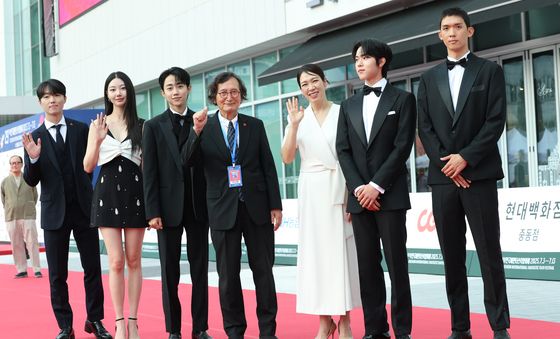 BIFAN 참석한 '내 이름은' 주역들