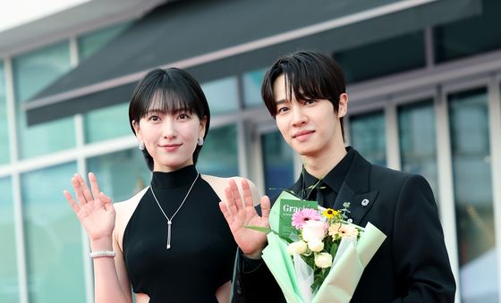 이기광·강지영, 선남선녀