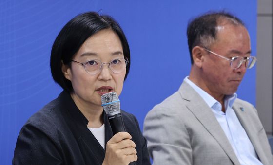 소상공인 만난 한성숙 장관