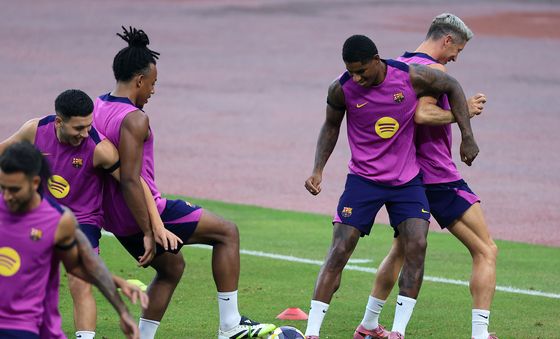 레반돕과 함께 훈련하는 래시퍼드