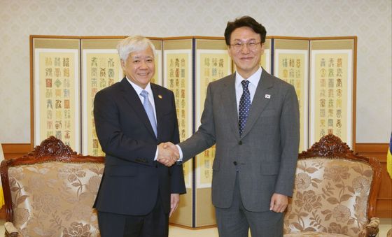 김민석 총리, 도 반 찌엔 베트남 조국전선 위원장 접견