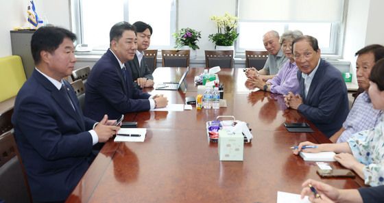 김병기 직무대행, 전국비상시국회의 상임대표단 면담