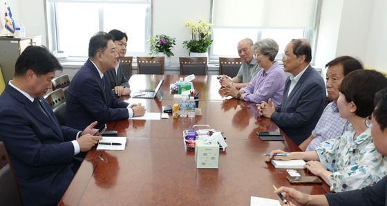 김병기 직무대행, 전국비상시국회의 상임대표단 면담