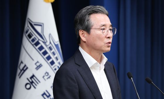 한국형 차세대 전력망 브리핑하는 김용범 정책실장