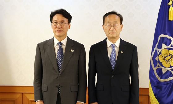 김민석 국무총리, 김남중 통일부 차관 임명장 수여