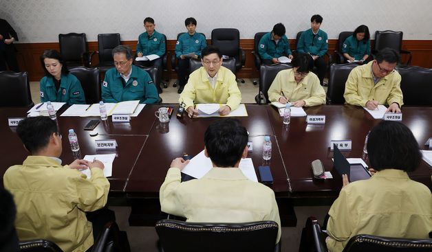 윤창렬 국무조정실장, 부산아파트 화재 아동 사망관련 긴급 대책회의 주재