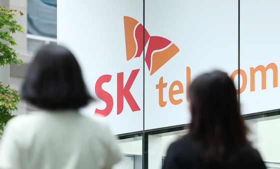 SKT에 위약금 면제 압박 넣은 정부