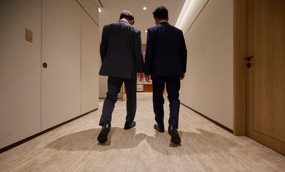 함께 이동하는 이재명 대통령과 김민석 총리