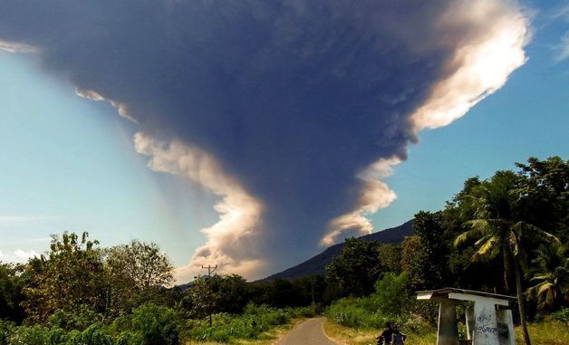 [포토] 화산재 내뿜는 인도네시아 화산