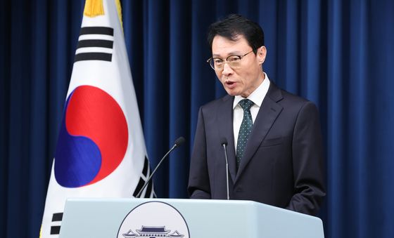 李대통령, 인천 맨홀 사망사고에 "일터 죽음 멈출 특단조치 마련하라"