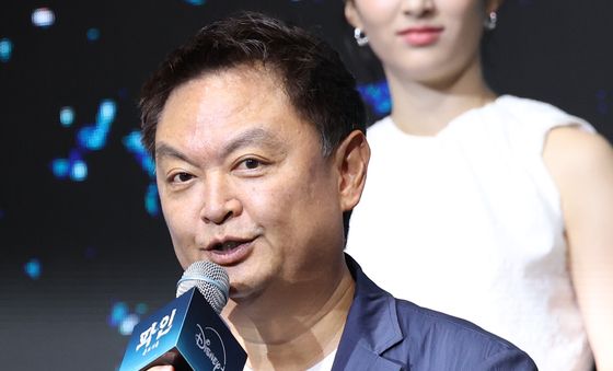 '파인' 연출한 강윤성 감독