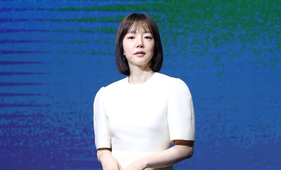 임수정, 한결같은 미모