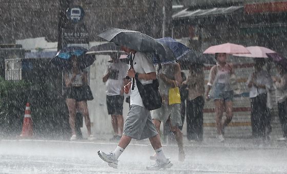 퇴근길 국지성 호우